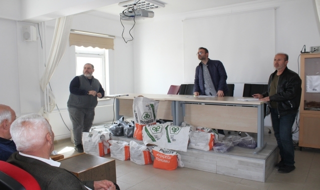 Tokat'ta çitçilere nohut tohumu dağıtıldı