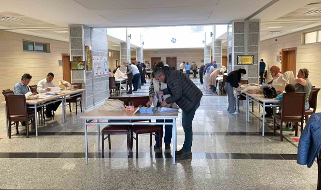 Trakya'da sandık başkanlarına torbalar teslim edildi