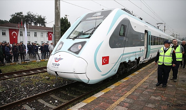 YERLİ VE MİLLİ TREN ÜRETİMİNDE TARİHİ İMZA!