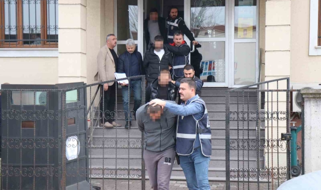 Yol kenarında ölü bulunmuştu: Cinayete kurban gittiği anlaşıldı