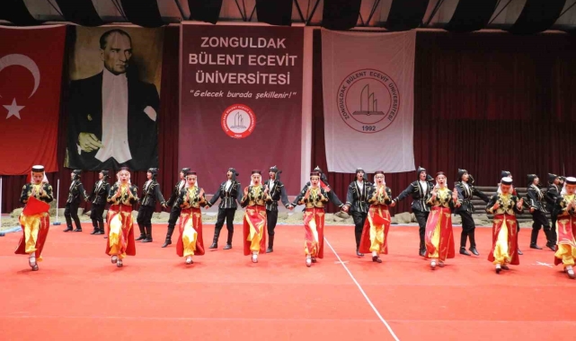 Zonguldak Bülent Ecevit Üniversitesi'nde Nevruz ateşi yandı