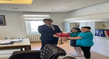 19 Mayıs Kaymakamı Civelek, makamını çocuklara devretti