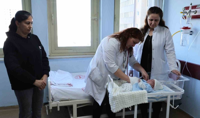24 haftalık doğan 'Umut', kök hücre sayesinde hayata tutundu