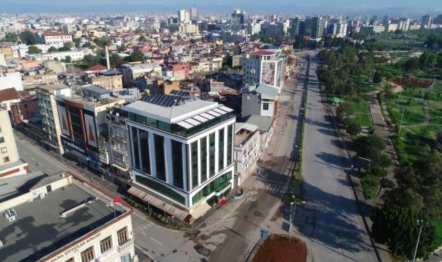 Adana bayram nedeniyle hayalet şehre döndü