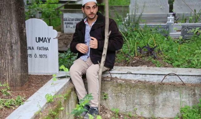 Adana'da mezarlıkta 'Sahte hoca' denetimi