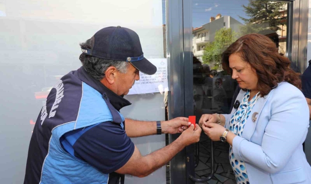 Afyonkarahisar'da sığınmacıların kaçak iş yerleri kapatıldı
