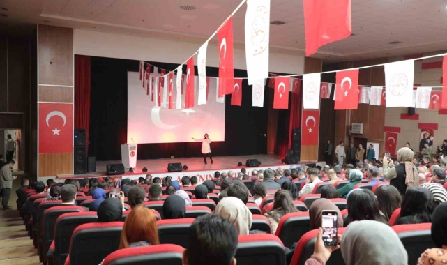 Ağrı'nın kurtuluşu coşkuyla kutlandı