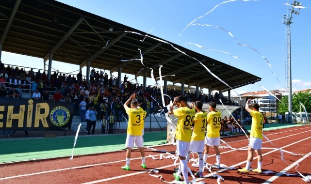 Alaşehir Belediyespor, Kırkağaç Acar İdmanyurdu'nu farklı geçti