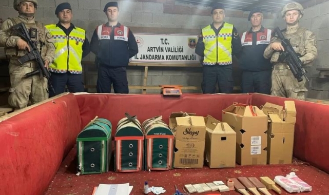 Artvin'de horoz dövüşüne jandarma baskını