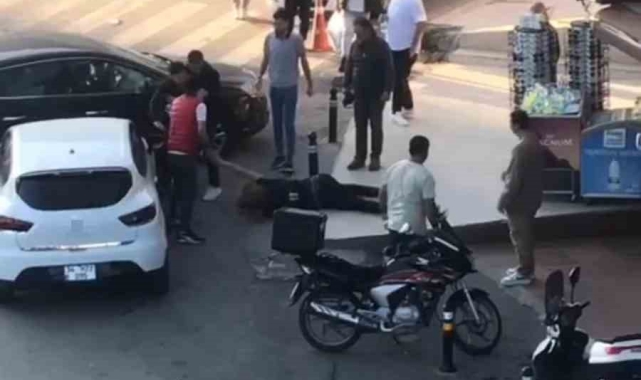 Ataşehir'de ortalığı birbirine katan alkollü şahsa meydan dayağı