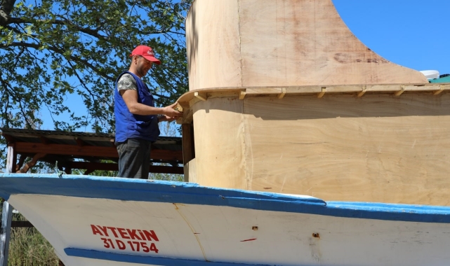 Av yasağıyla birlikte balıkçılar tekne ve ağlarını onarmaya başladı