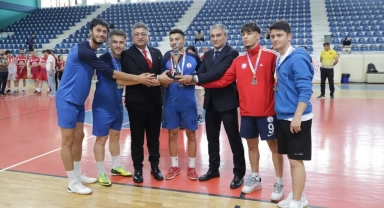 Ayak Tenisi Takımı'ndan Türkiye Şampiyonasında ikincilik