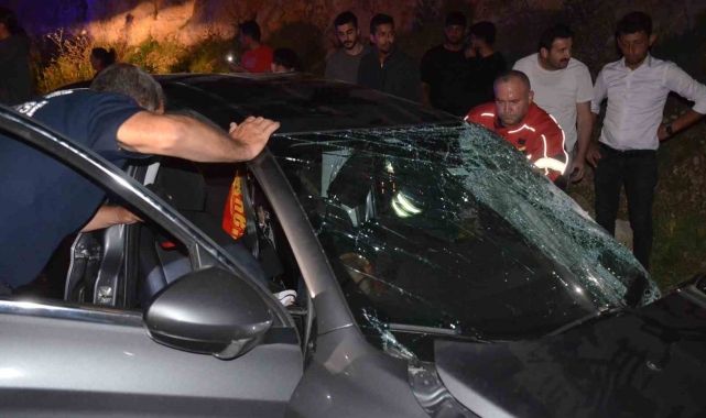 Aydın'da yolcu otobüsü otomobille çarpıştı: 4 ölü