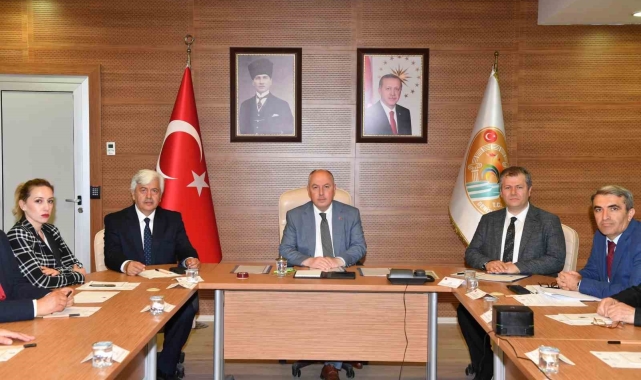 Bakan Işıkhan, Denizli İl İstihdam ve Mesleki Eğitim Kurulu toplantısına katıldı