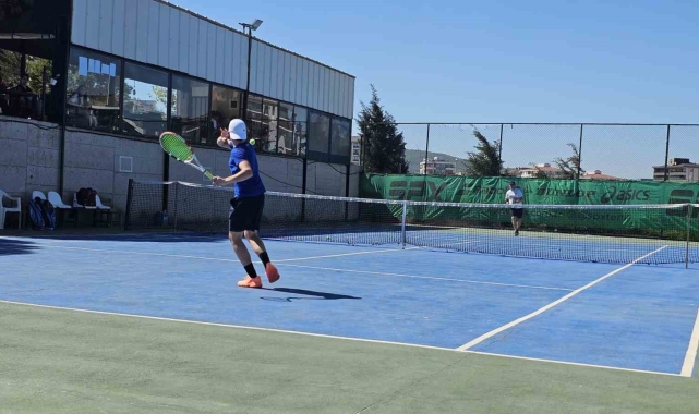 Bandırma'da Bahar Kupası Türkiye Tenis Şampiyonası