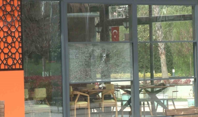 Başakşehir'de bombalı saldırıda hasar gören iş yerleri görüntülendi