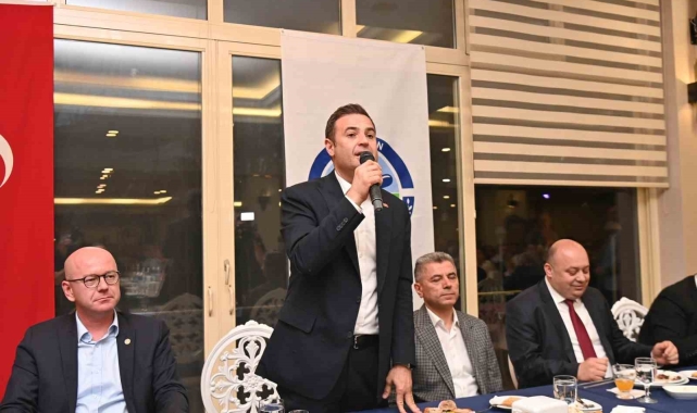 Başkan Ahmet Akın'ın ilk ilçe ziyareti baba ocağı Gönen'e