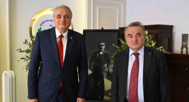 Başkan Bakkalcıoğlu'na tebrik ziyaretleri sürüyor