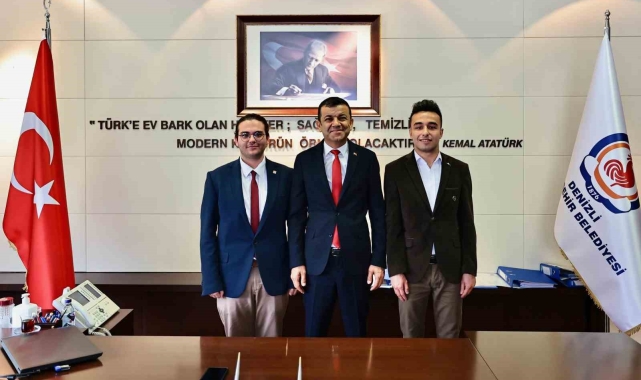 Başkan Çavuşoğlu, Denizli'nin en genç meclis üyelerini ağırladı