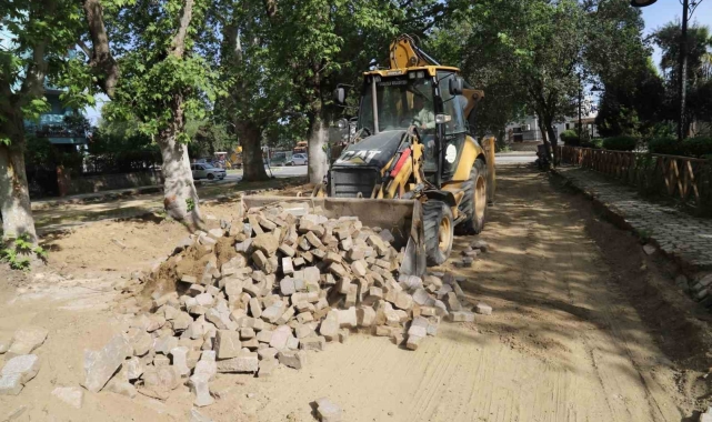 Başkan Çetin Akın'dan Dutlu Yol'da inceleme