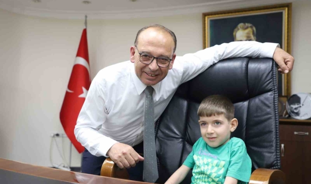 Başkan Çetin Akın'dan SMA'lı Feyyaz Alperen için dayanışma çağrısı