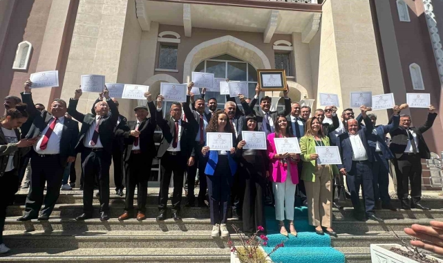 Başkan Karaca, mazbatasını aldı