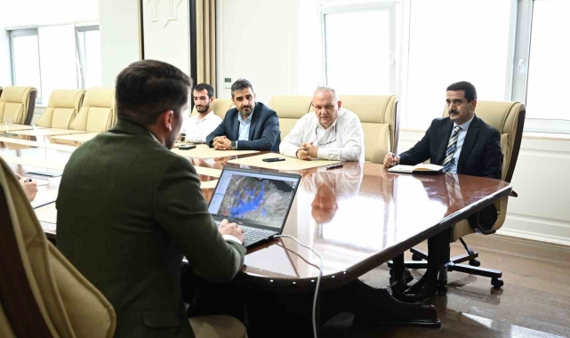 Başkan Taşkın: "Doğalgazsız mahalle bırakmayacağız"