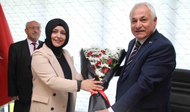 Başkan Ün: "Kimsenin ekmeği ile oynamaya gelmedik"