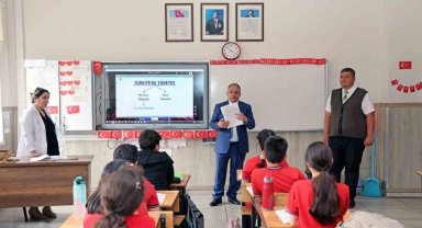 Başkan Yalçın'dan 'Türkiye'de Yönetim' dersi