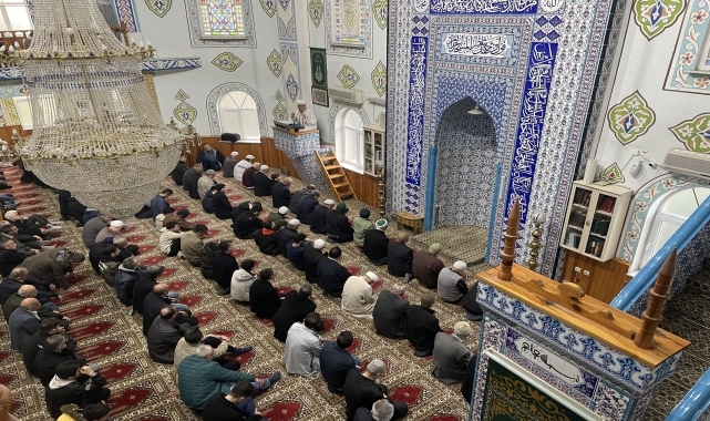 Batı Karadeniz ve Doğu Marmara'da bayram namazı kılındı
