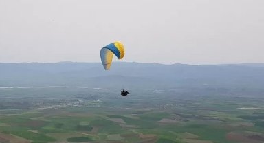 Bayat'ta yamaç paraşütü etkinliği