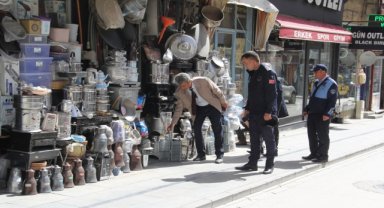 Bayburt Belediyesinden yol ve kaldırım işgallerine karşı denetim