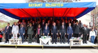 Bayburt'ta 23 Nisan coşkuyla kutlandı