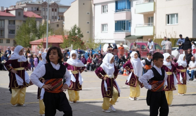Bayburt'ta Ege rüzgarı esti