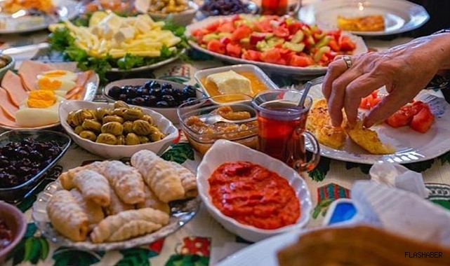 BAYRAM KAHVALTILARINDA PORSİYONLARA DİKKAT!