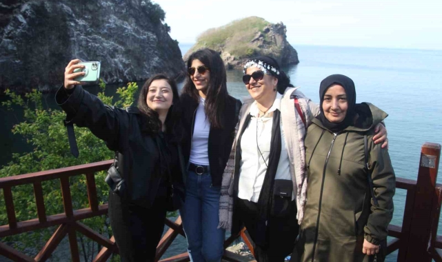 Bayram tatilinde 'Hoynat Adası'na ilgi arttı