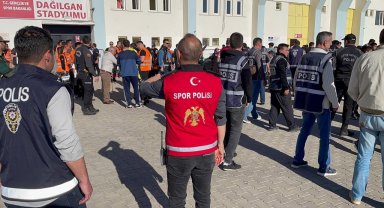 Berabere biten maçta tansiyon yükseldi