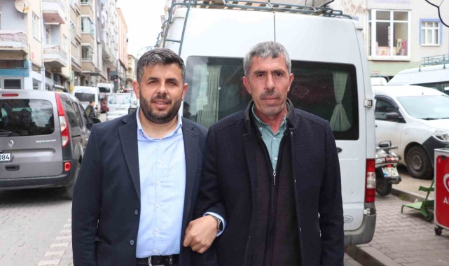 Bir kardeş doğduğu mahallede, diğer kardeş doyduğu mahallede muhtar seçildi