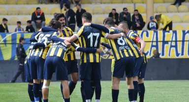 Bucaspor 1928, zirve takibini sürdürüyor