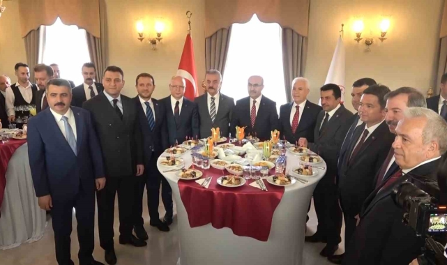 Bursa protokolü bayramlaştı