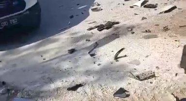 Bursa'da 2 hafriyat kamyonu kafa kafaya çarpıştı: 1'i ağır, 2 yaralı