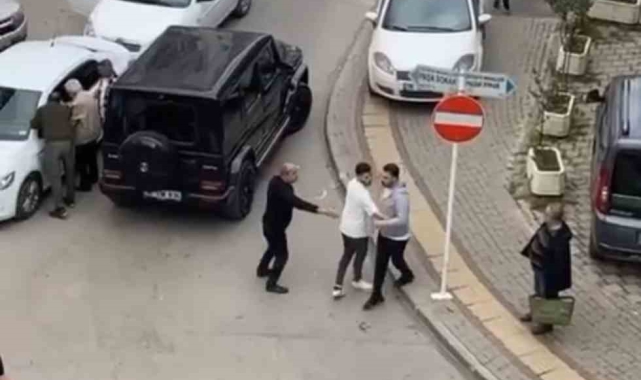 Bursa'da yol verme tartışması kamerada