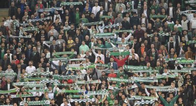 Bursaspor, deplasmanda 1 maç seyircisiz oynama cezası aldı