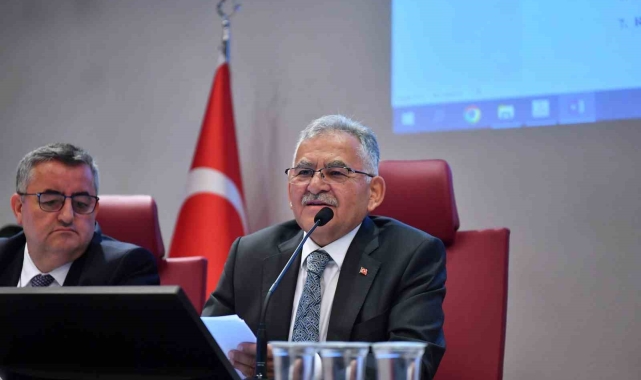 Büyükşehir Meclisi'nden "suya yüzde 30 indirim" kararı