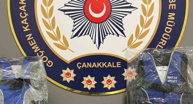 Çanakkale'de 43 kaçak yakalandı, 3 göçmen kaçakçısı tutuklandı
