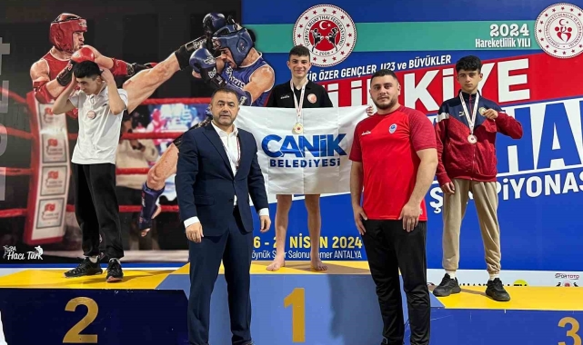 Canikli muaythai sporcusu Yiğit Keskin, Türkiye şampiyonu oldu