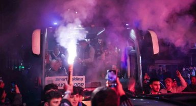 Çayelispor, şampiyon gibi Rize'de karşılandı