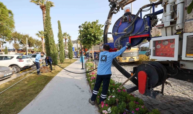 Çeşme'de turizm sezonu öncesi altyapı atağı