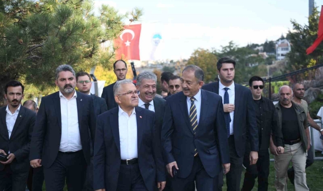 Çevre, Şehircilik ve İklim Değişikliği Bakanlığı ile Büyükşehir Belediyesi'nden Erciyes'te ağaçlandırma töreni