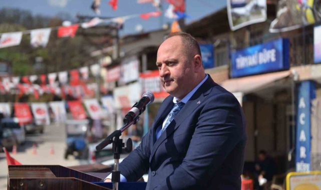 CHP'li belediyenin MHP'li beldesi